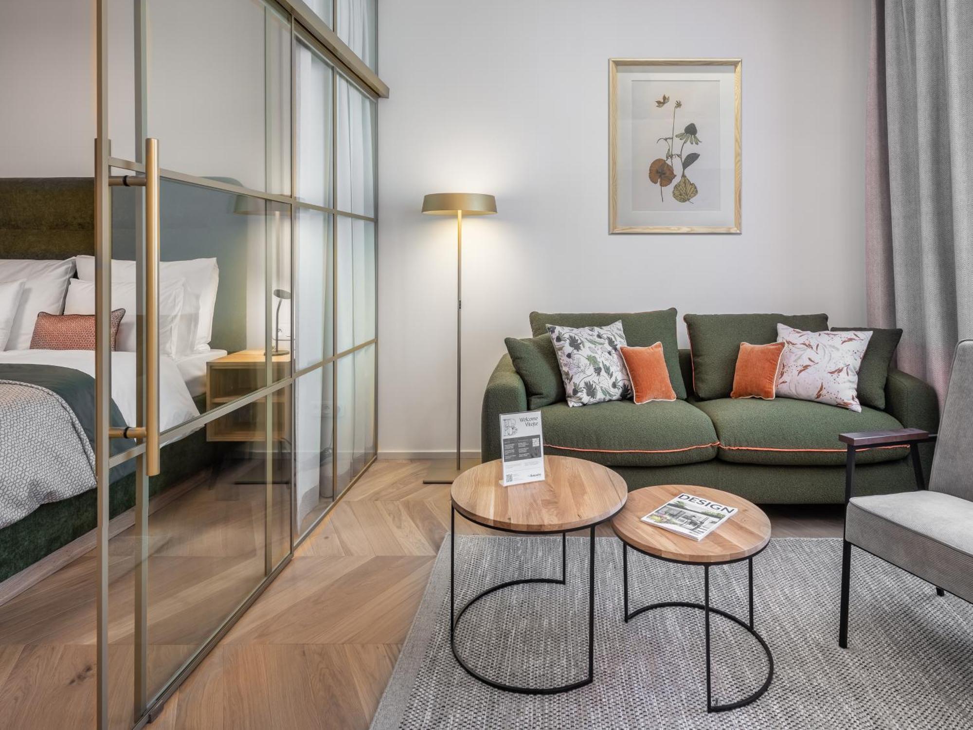 The Botanist 4*