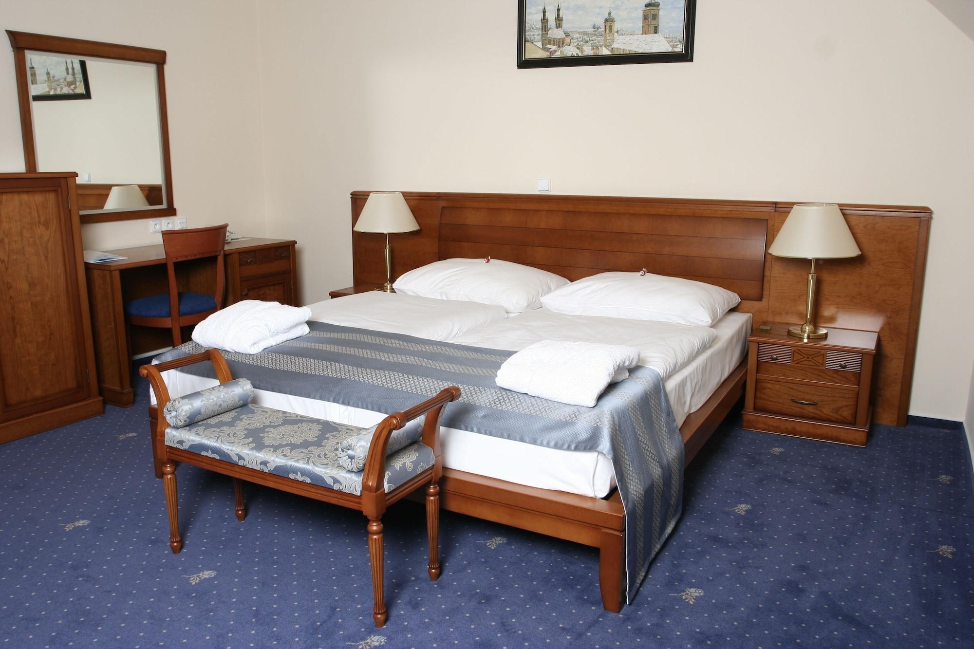 Modra Ruze Aparthotel