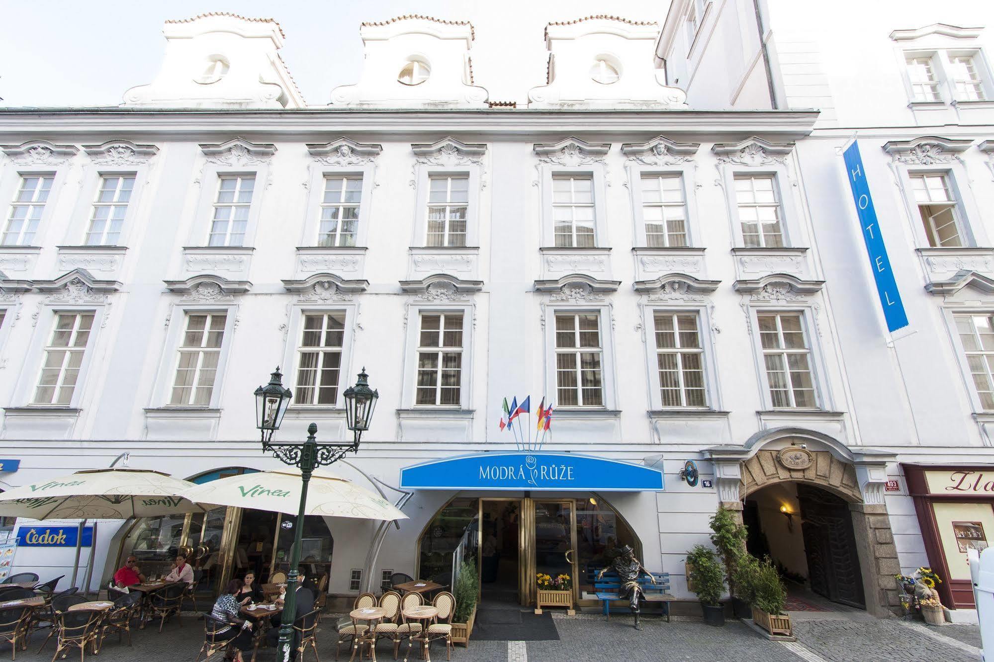 Modra Ruze 4* Praag